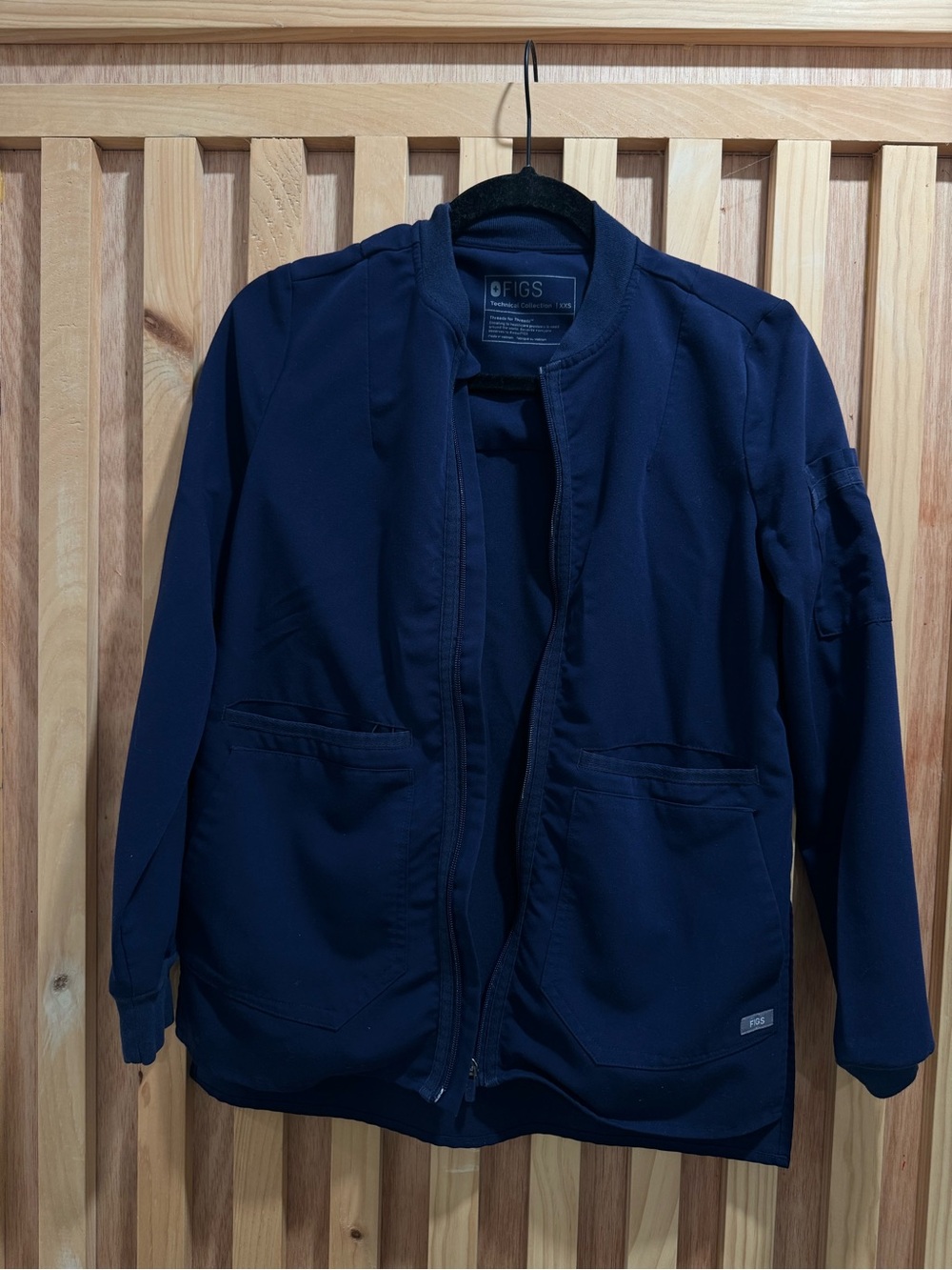 FIGS Navy Bellery Scrub Jacket